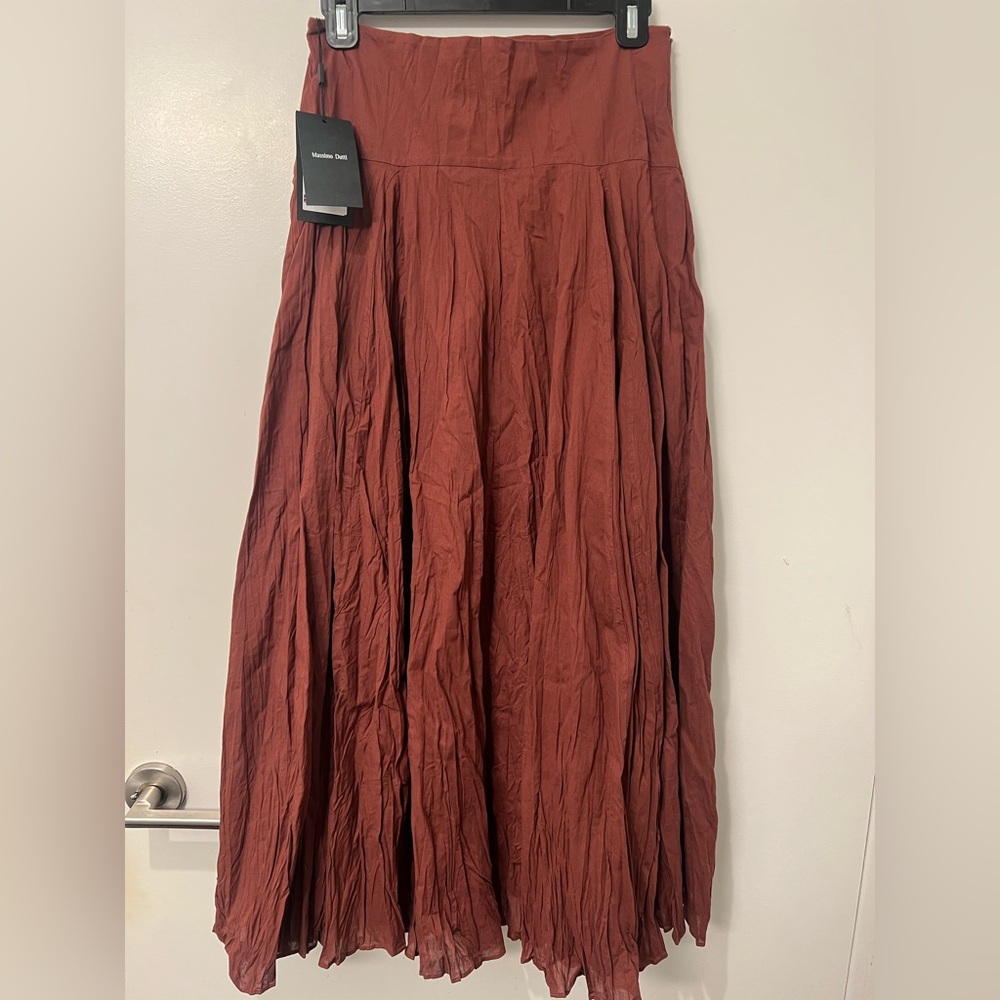 NWT Massimo Dutti cotton skirt, size 4.